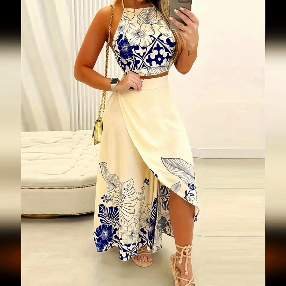 2 piece blue and white set